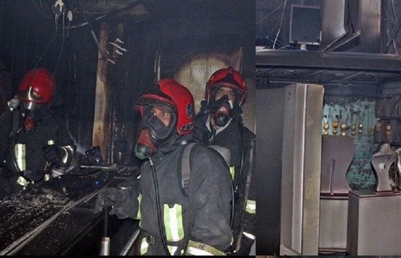 آتش سوزی در پاساژ مرکزی خرم‌آباد؛ یک طلافروشی طعمه حریق شد